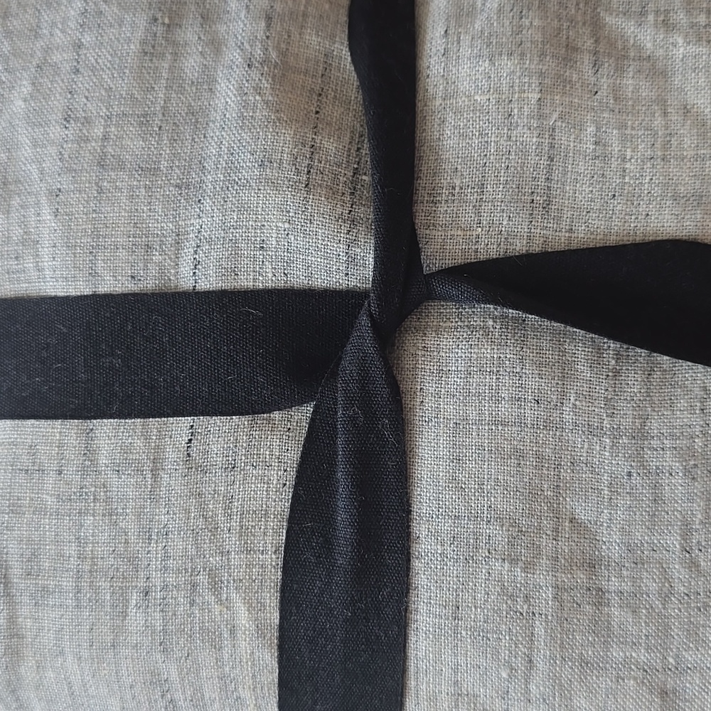 European Flax Linen Sham, Frost Gray Fiber Dye · King, Retail Price $59.00US - Picture 3 of 5